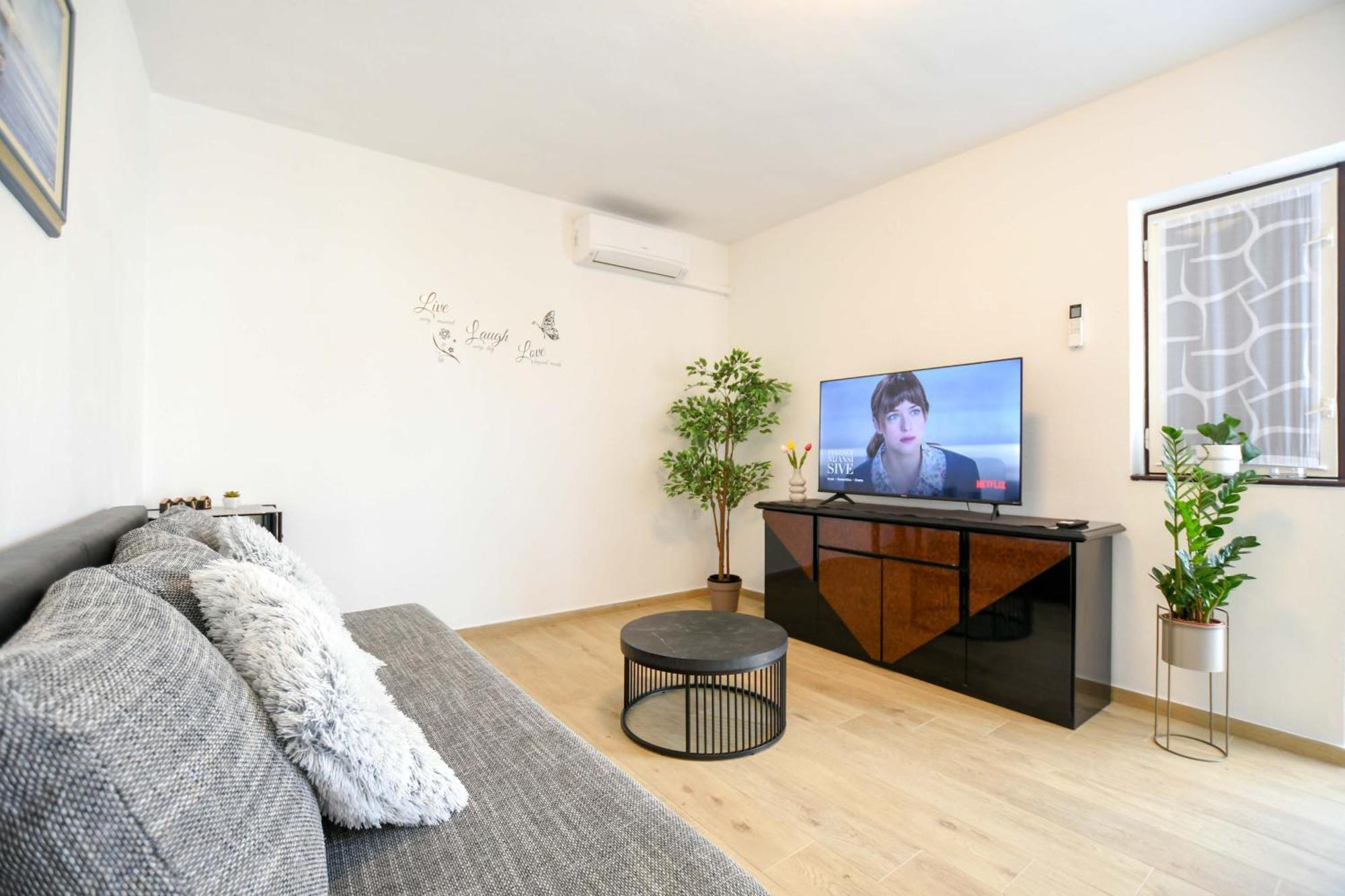 Apartment Brle بوريتش الغرفة الصورة